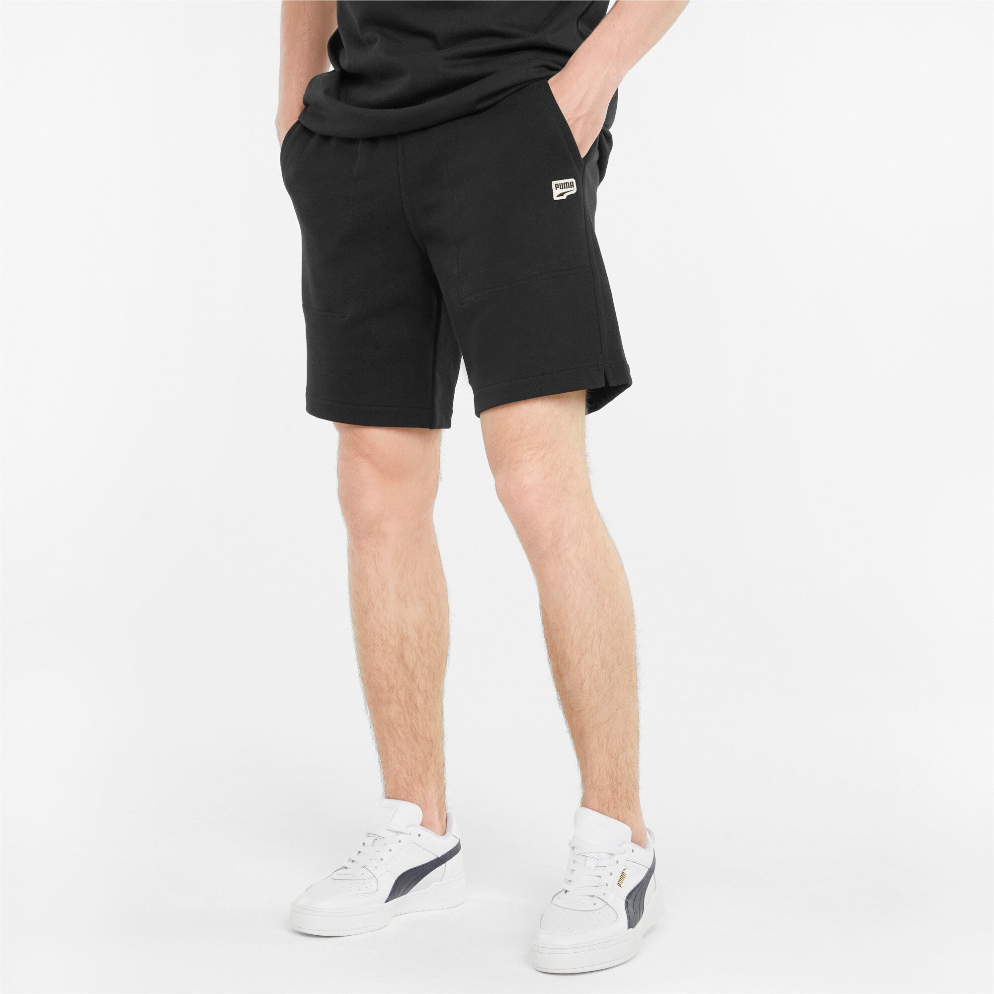 Puma downtown TR shorts in black - Model Shot 01