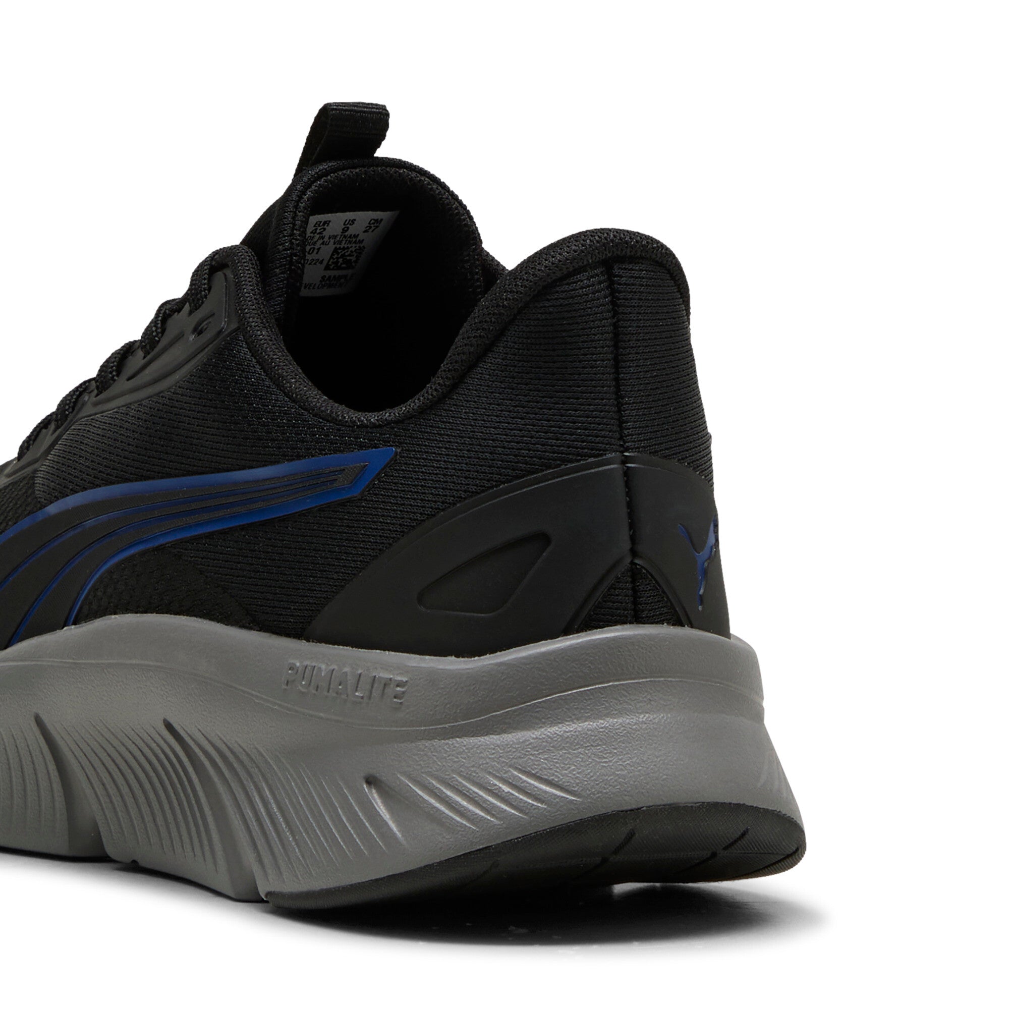 Puma running flexfocus lite modern woven shoes in black - Back View