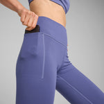 Puma CLOUDSPUN soft high-waist tights in blue crystal - Model Shot 02