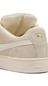 Puma suede XL sneakers in alpine snow and warm white - Back View