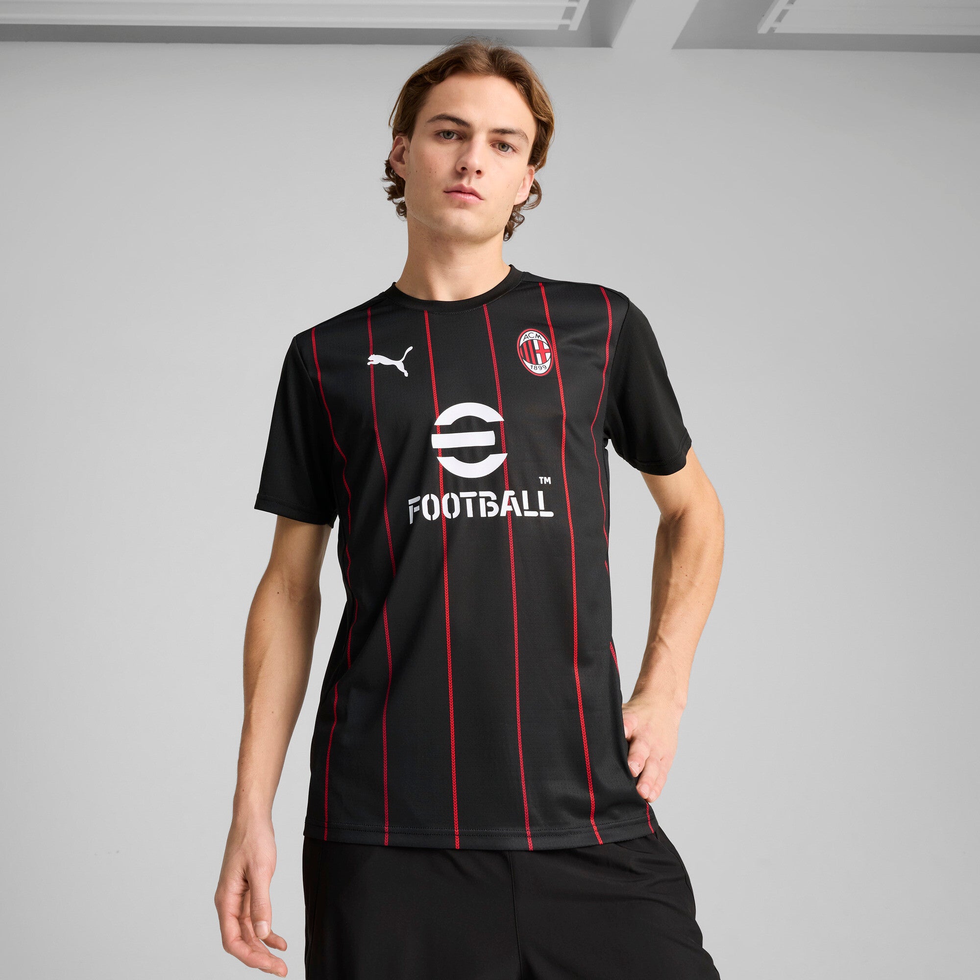 Puma AC Milan pre-match jersey in black and for all time red - Model Shot 01