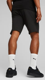 Puma essentials jersey shorts in black - Model Shot 03