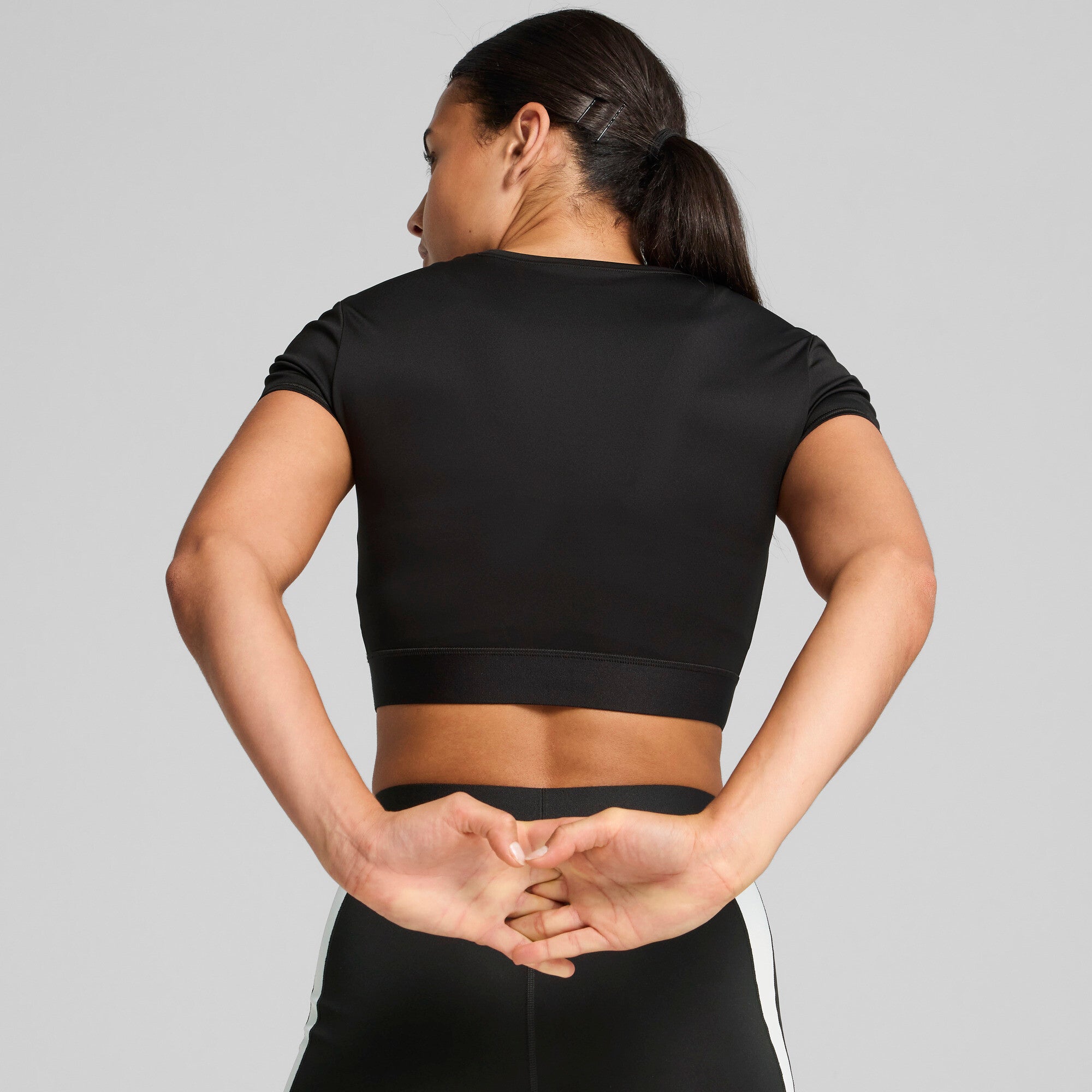 Puma strong crop tee in black - Model Shot 02