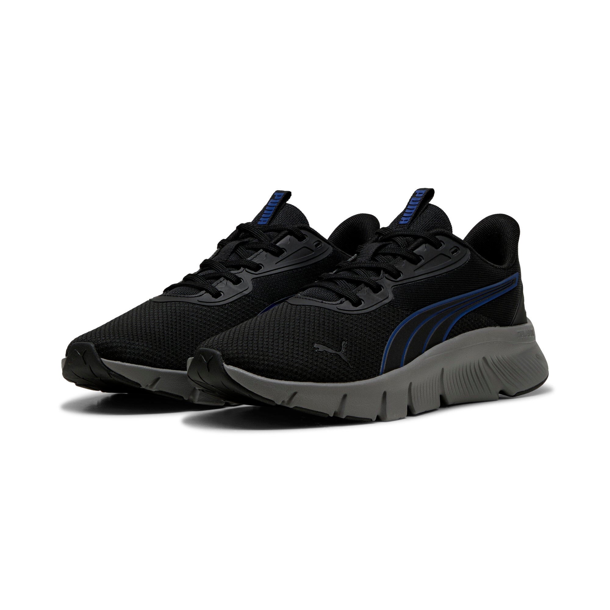 Puma Flexfocus lite modern woven running shoes in black and vivid blue - Front View