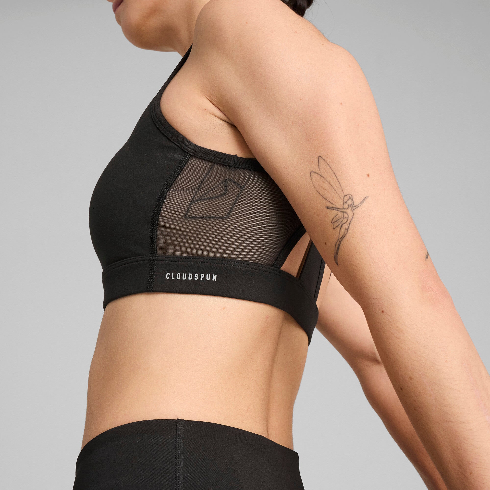 Puma 4keeps CLOUDSPUN bra in black - Model Shot 02