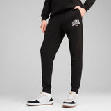 Puma class sweatpants in black - Model Shot 01