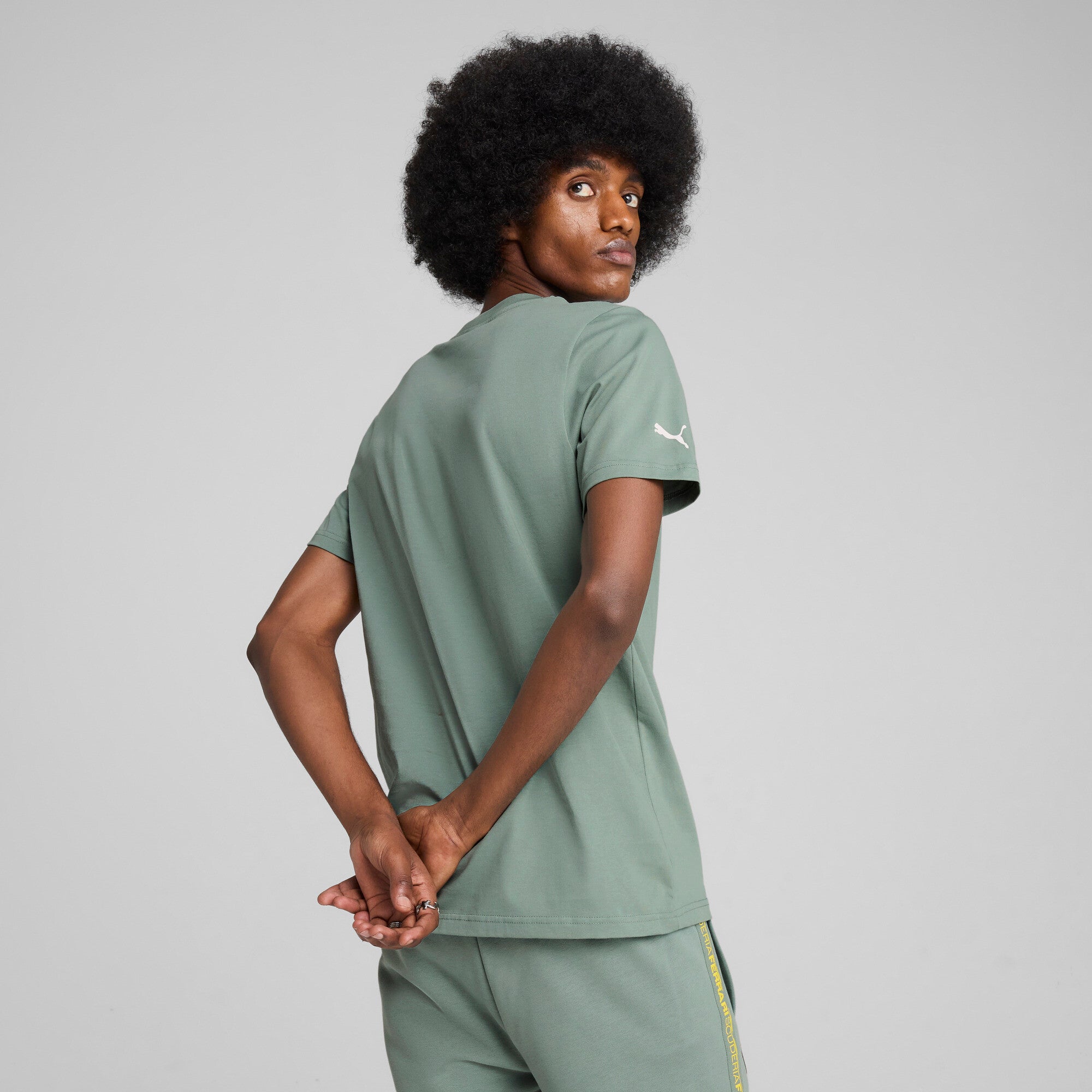 Puma scuderia ferrari hp race coloured big shield tee in black - Model Shot 02