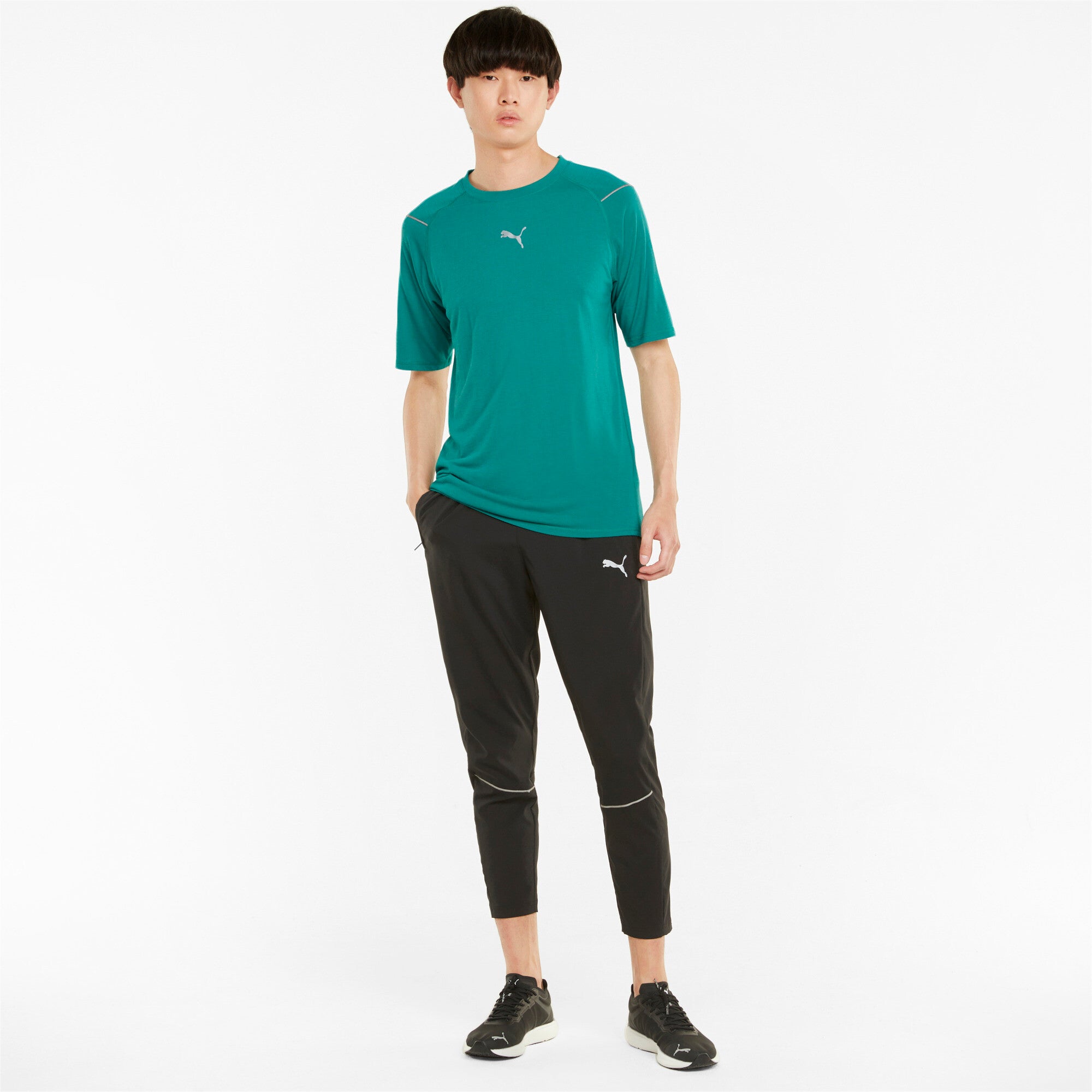 Puma running wool short sleeve tee in green - Model Shot 03
