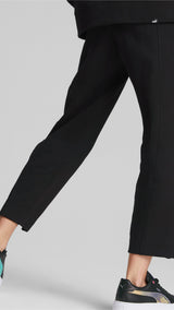 Puma her high-waist pants in black - Model Shot 03