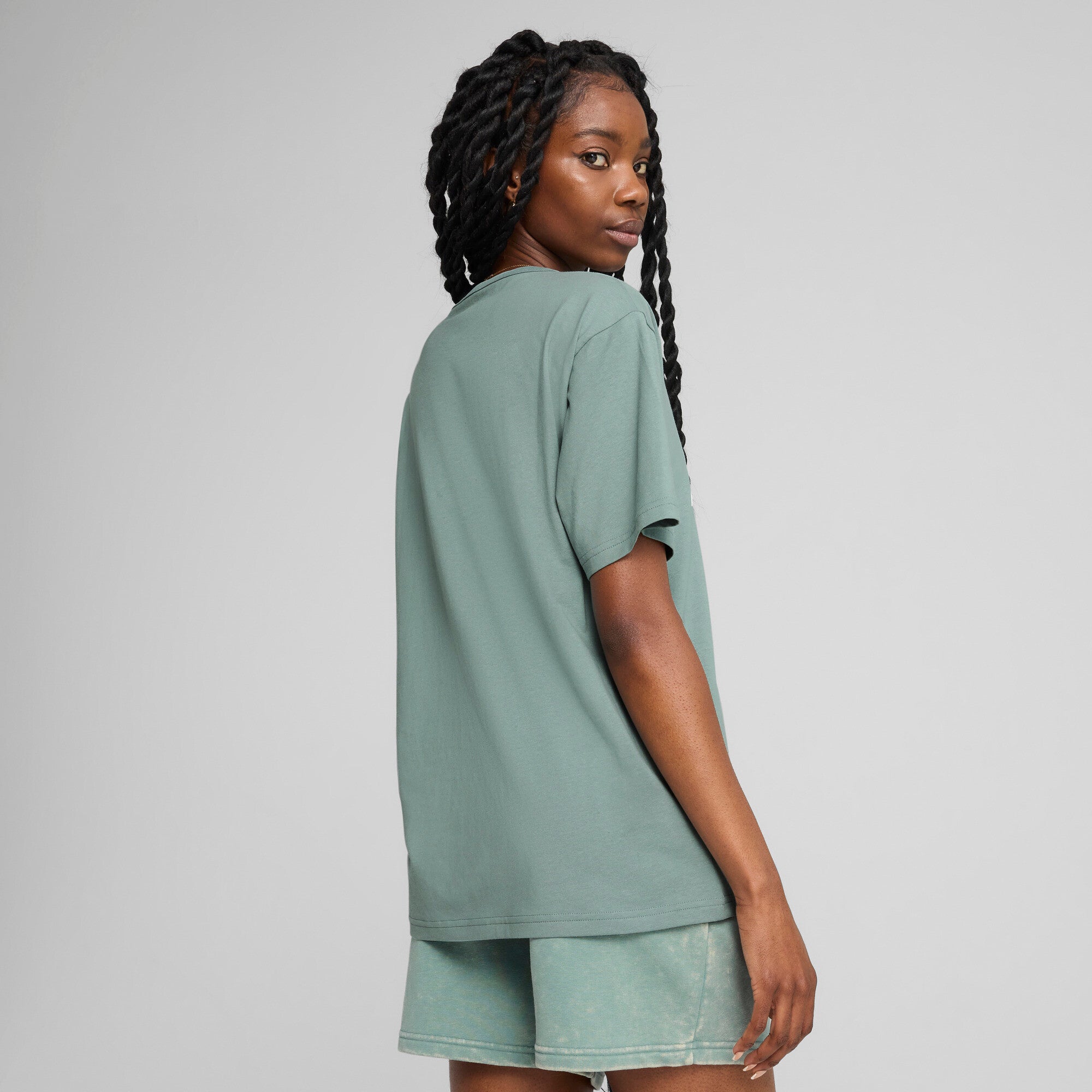 Puma class relaxed tee in green moon - Model Shot 02
