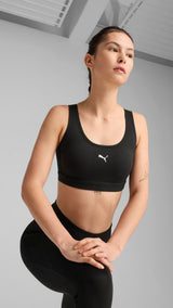 Puma 4keeps CLOUDSPUN bra in black - Model Shot 01