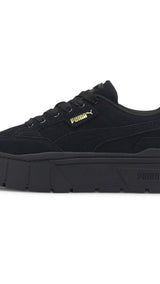 Puma mayze stack suede sneakers in black - Side View 01