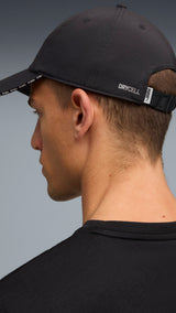 PUMA TRAINING baseball cap unisex in black — model shot 2