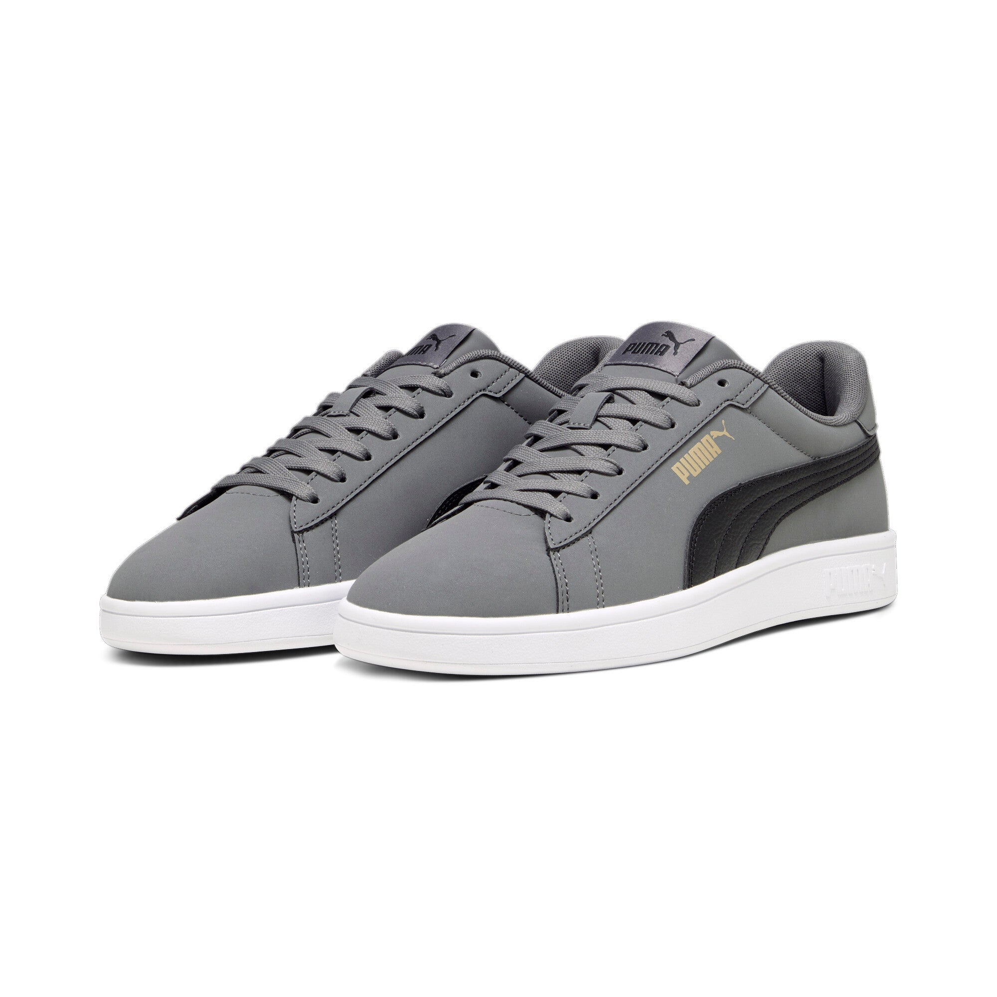 Puma smash 3.0 buck sneakers in black - Front View