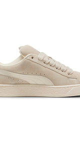 Puma suede XL sneakers in alpine snow and warm white - Side View 03
