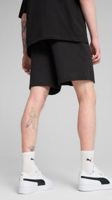 PUMA WARDROBE ESS relaxed shorts 7" men in black — model shot 2