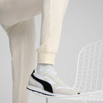 Puma essentials elevated pants in gray - Model Shot 02