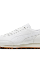 Puma easy rider leather sneakers in white - Side View 01