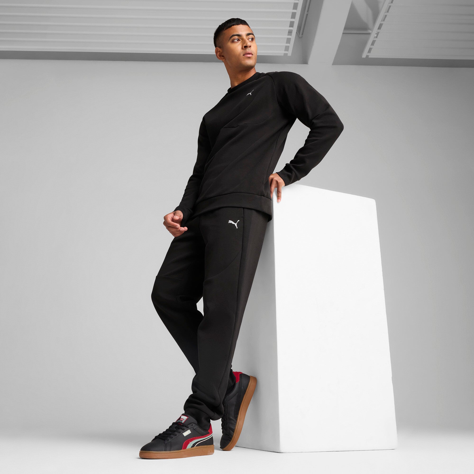 PUMA PUMATECH pants - black
