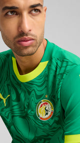 PUMA Senegal 2025 away jersey in sport green and electric lime - Model Shot 02