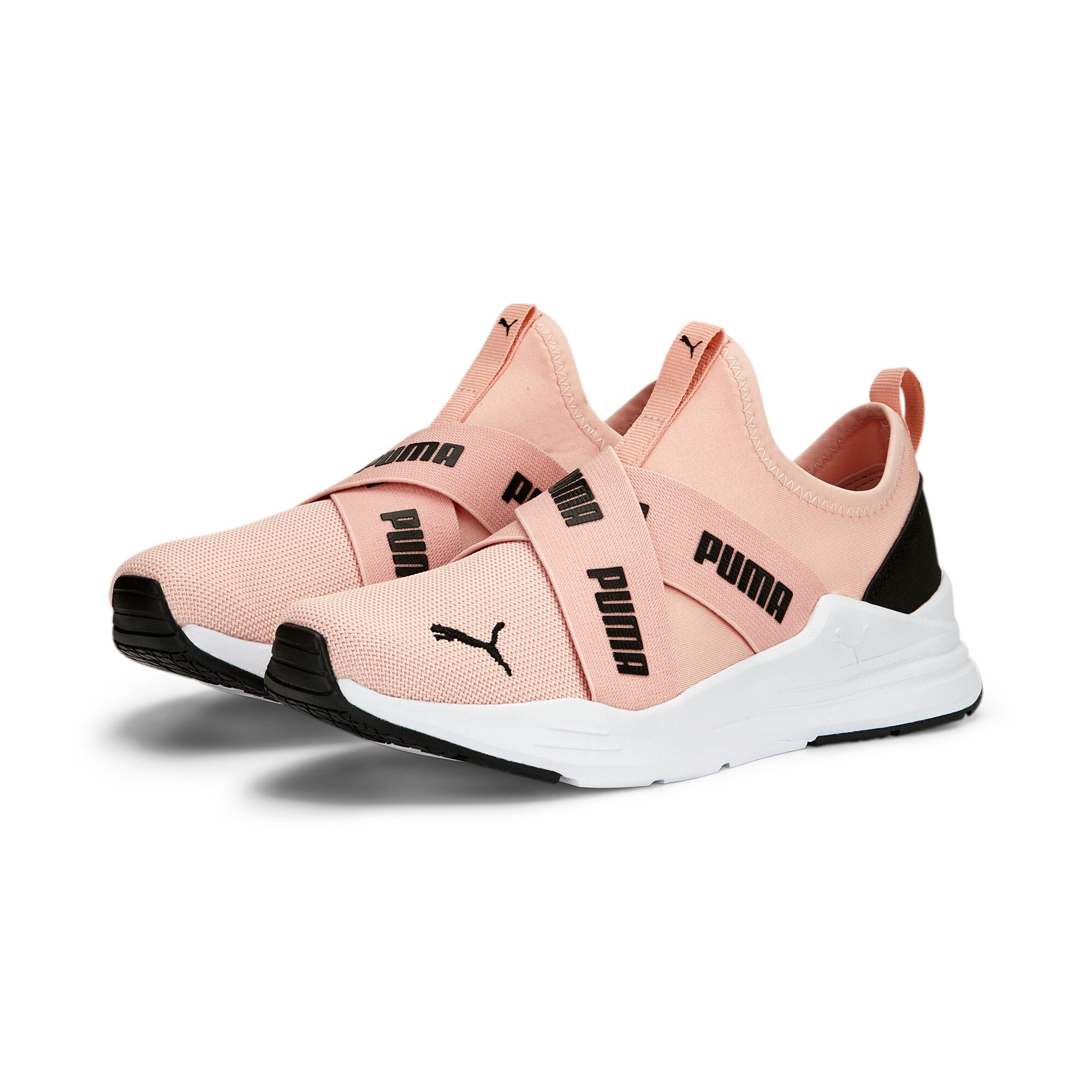 Puma wired run slip-on trainers in pink - Front View