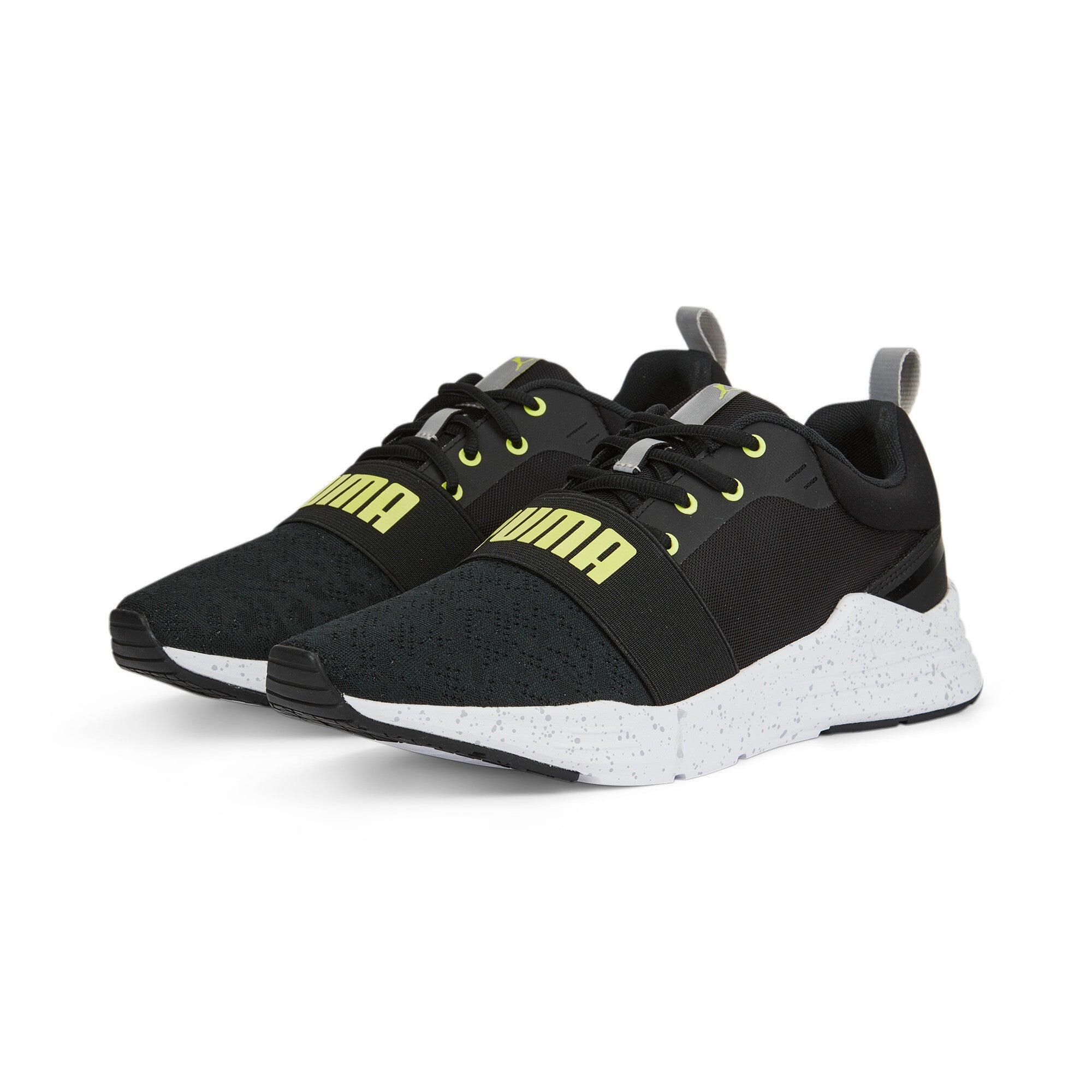 Puma wired run in motion sneakers in black - Front View