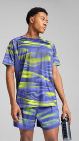 Puma VELOCITY all-over print running tee in blue crystal - Model Shot 01
