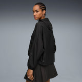 PUMA PUMATECH sense oversized windbreaker women in black — model shot 2