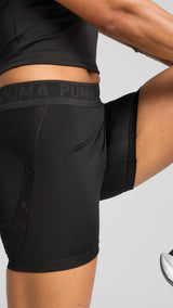 Puma lace high-waisted 5" short tights in black - Model Shot 02