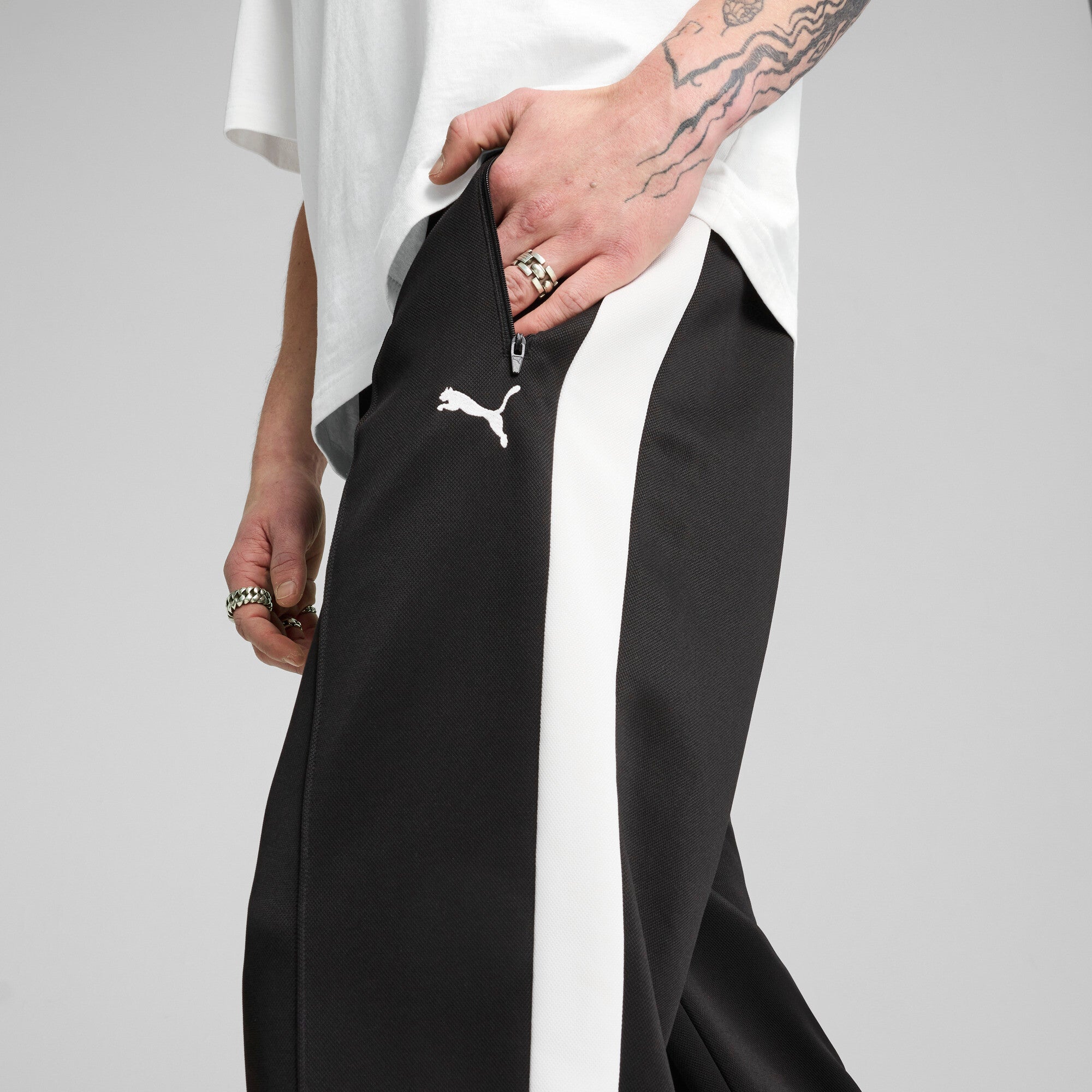 Puma T7 always on relaxed track pants in black - Model Shot 02