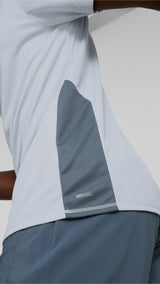Puma running favourite short sleeve tee in gray - Model Shot 02
