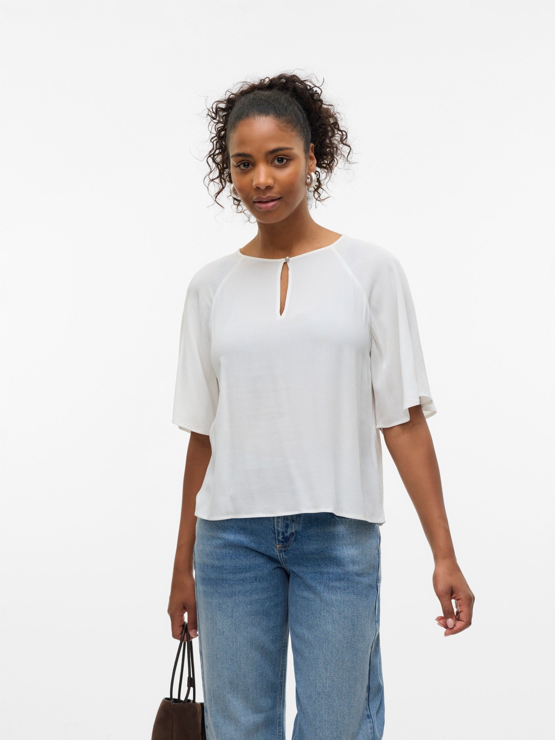VERO MODA VMANNA 2/4 top in cloud dancer - Image 1