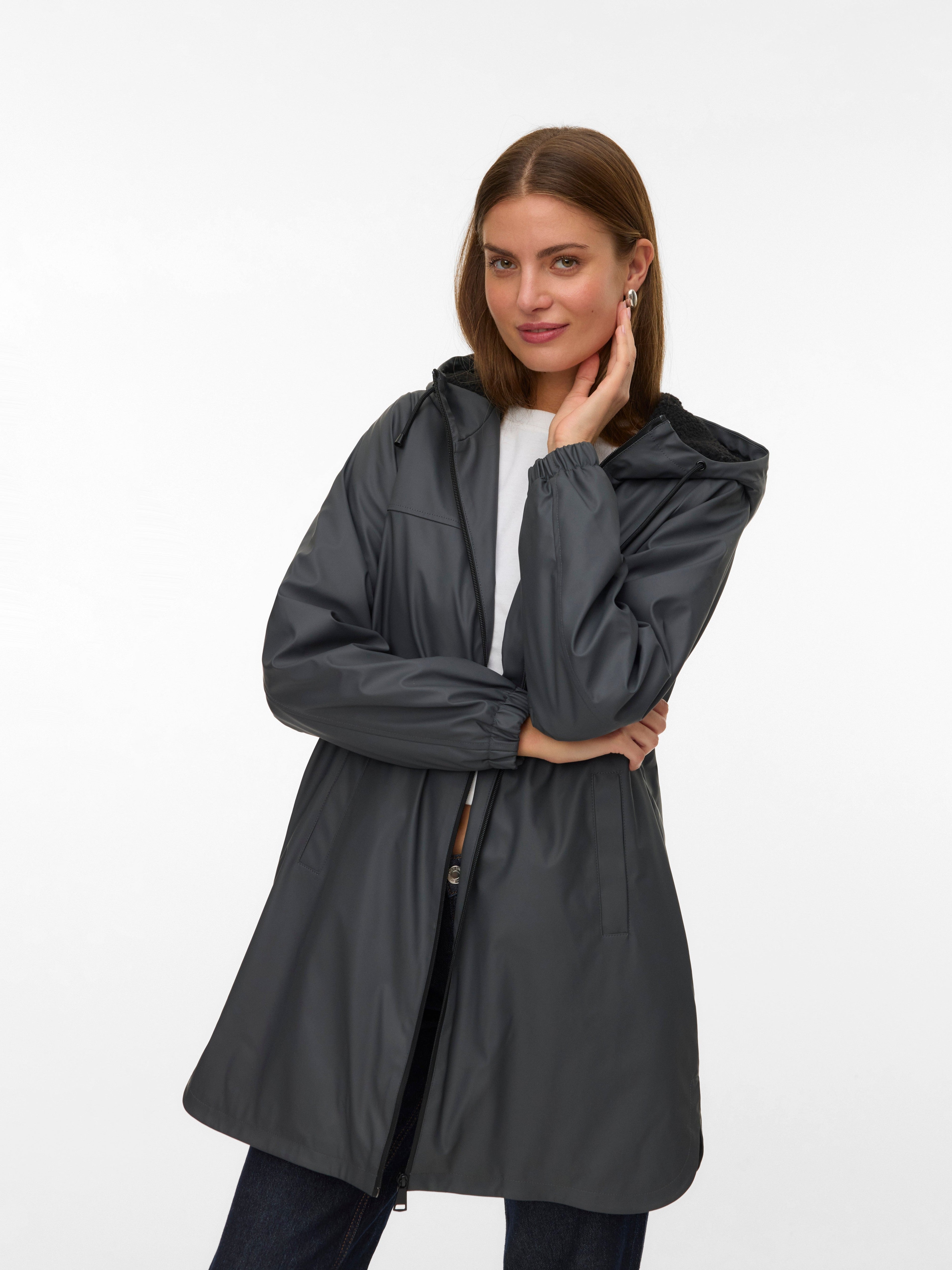 VERO MODA VMASTA teddy coated coat in asphalt - Image 4