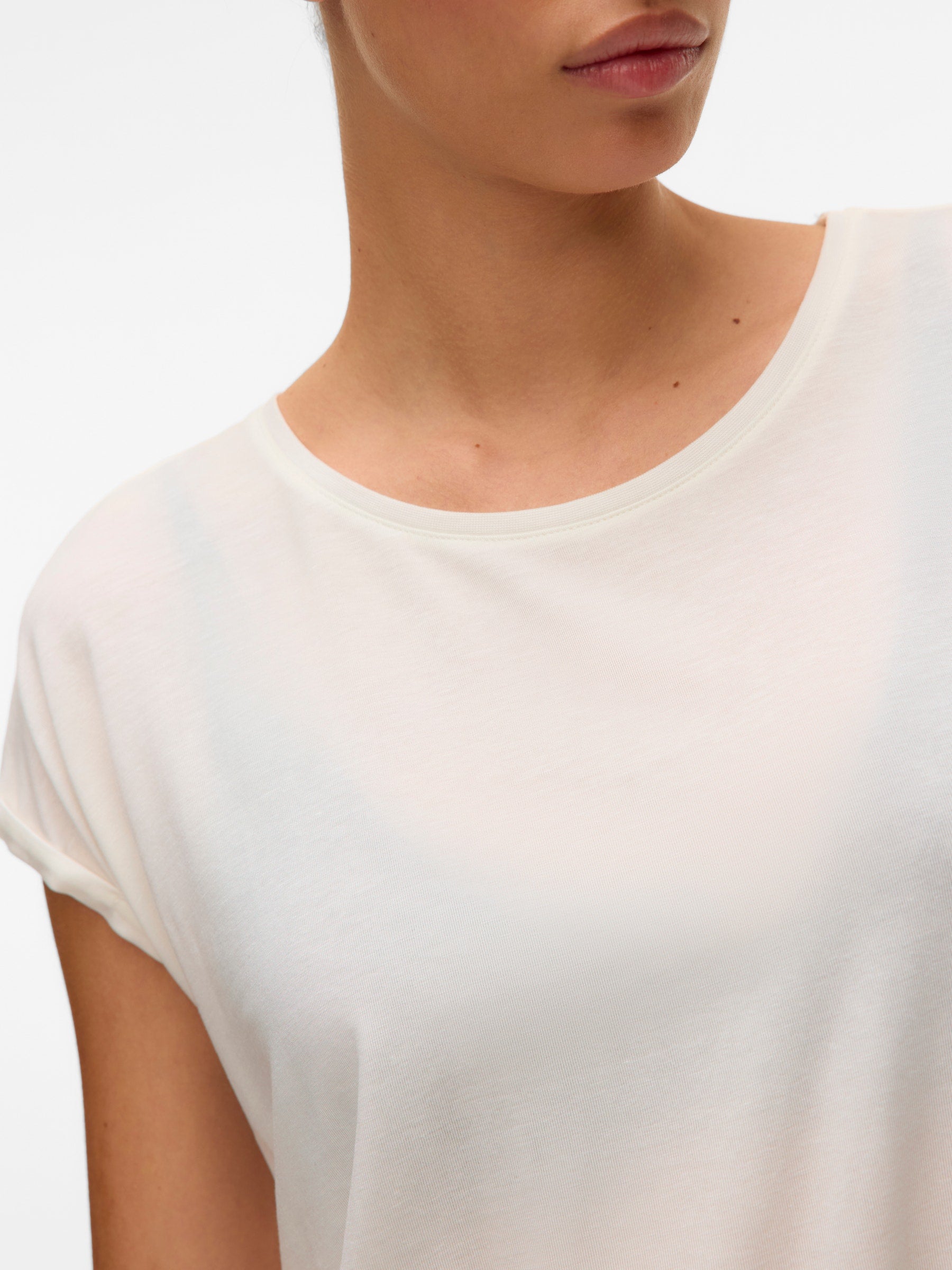 VERO MODA VMAVA plain top in snow white - Image 6
