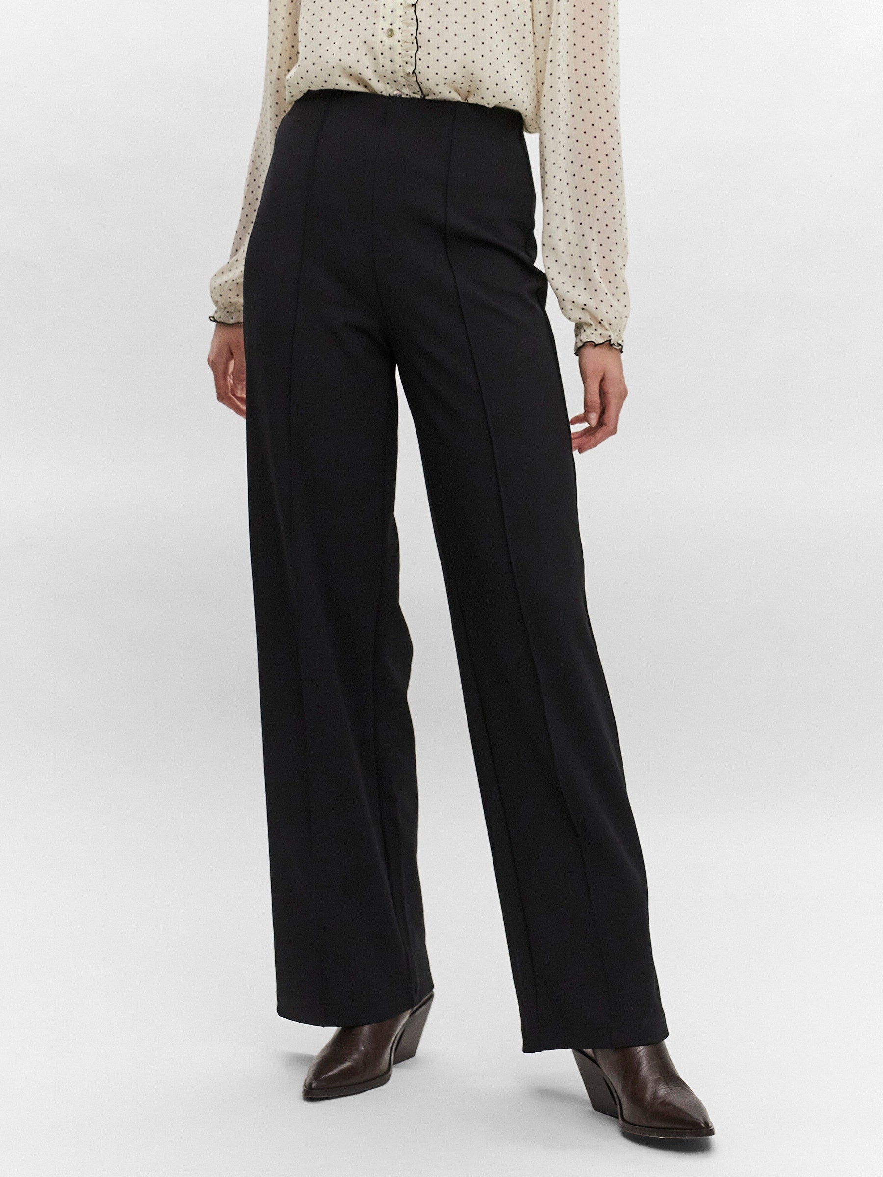 VERO MODA VMBECKY wide pull on pant in black - Image 1