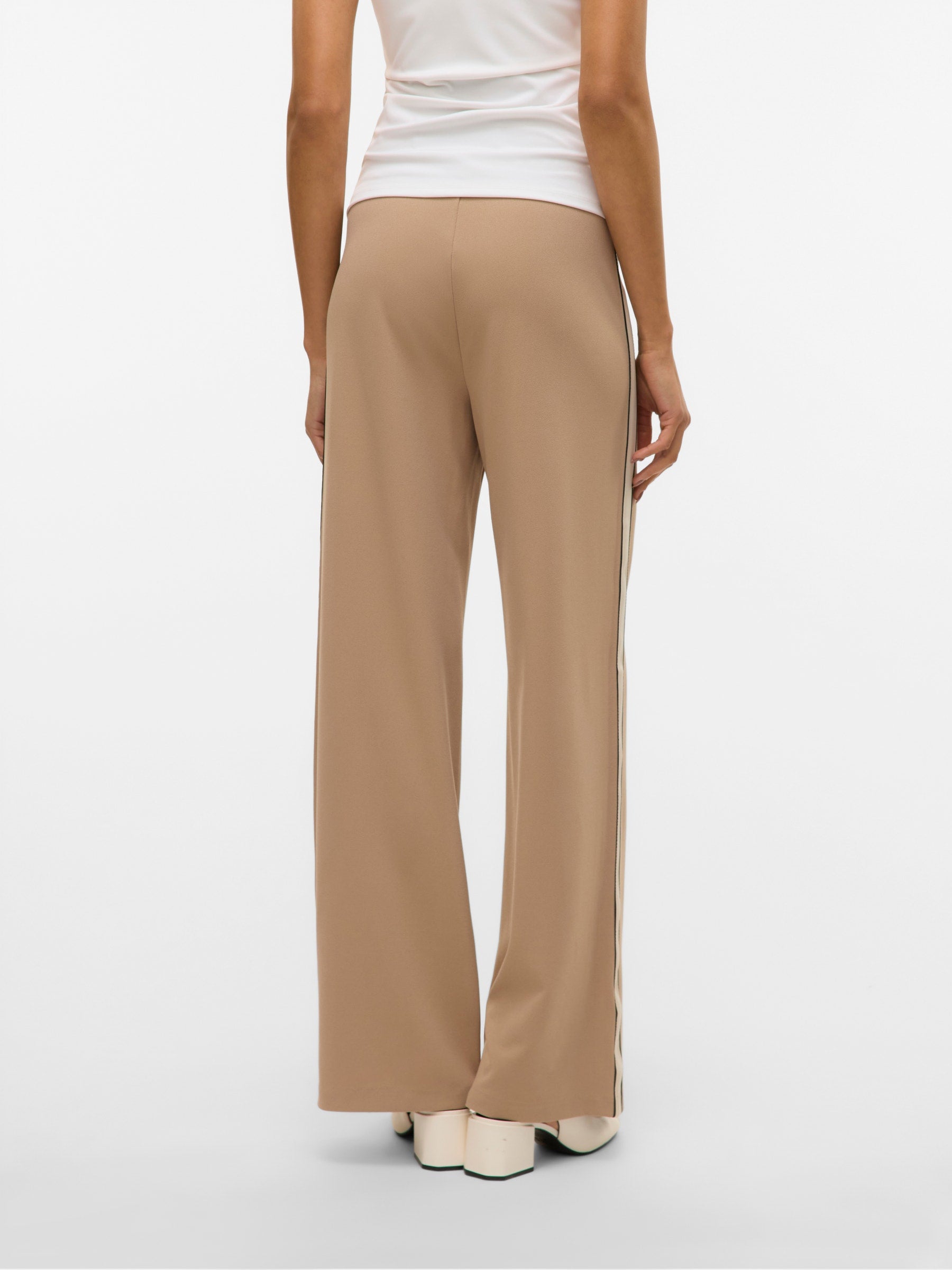 VERO MODA VMBERLIN wide panel pant in silver mink panel a1 - Image 2