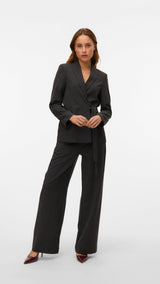 VERO MODA VMBESTIE wide strap pant in dark grey melange as offer sample - Image 4