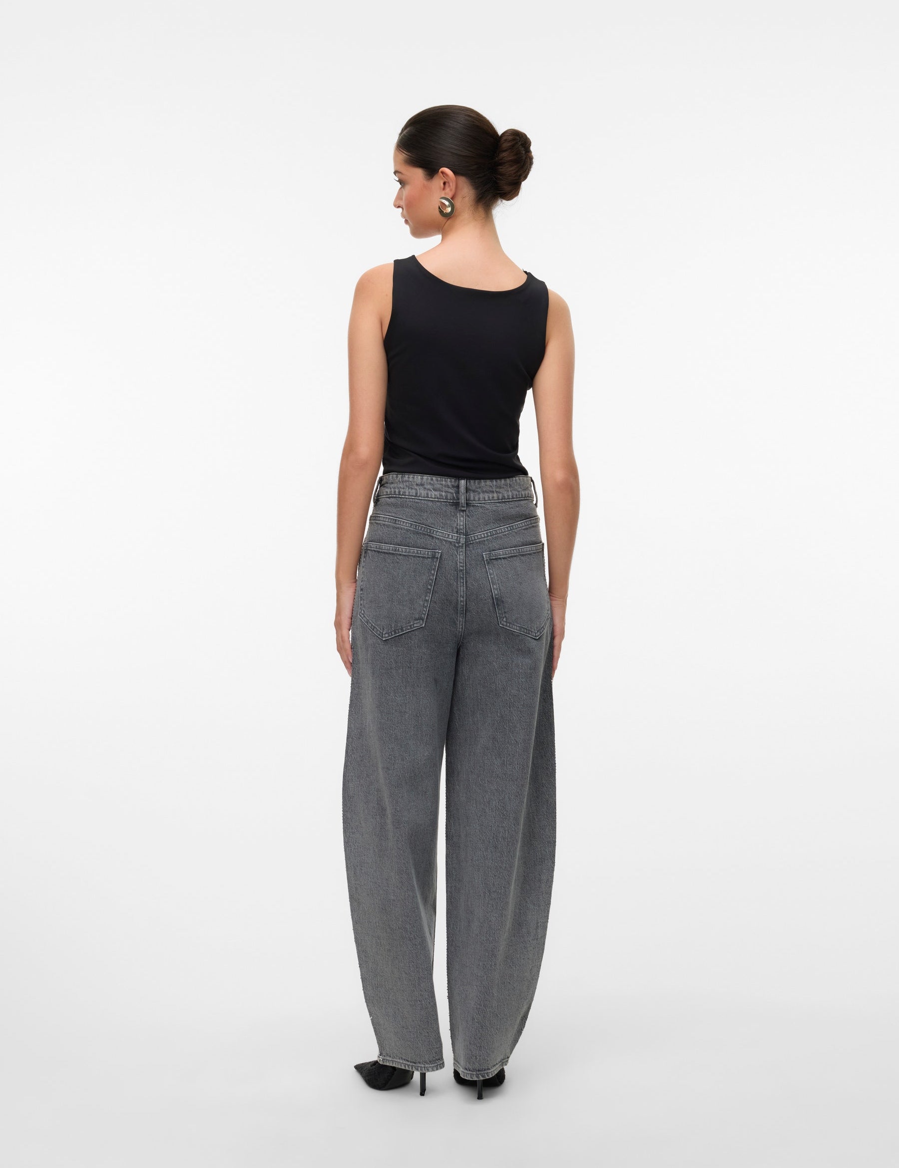 VERO MODA VMBILLIE barrel ank rhine in medium grey denim rhinestone - Image 2