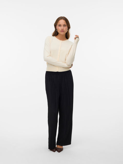 VERO MODA VMBREEZE o-neck cardigan boo in birch w. black contrast