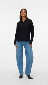 VERO MODA VMBUMPY basic shirt in black - Image 1