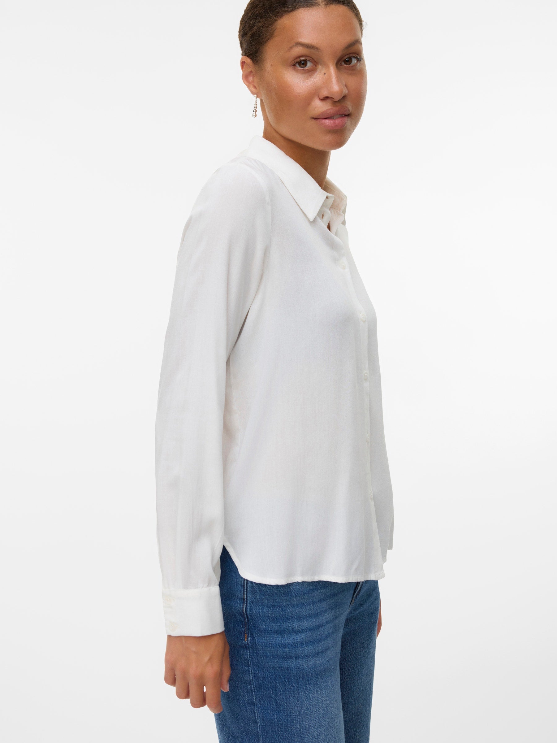 VERO MODA VMBUMPY basic shirt in snow white - Image 4
