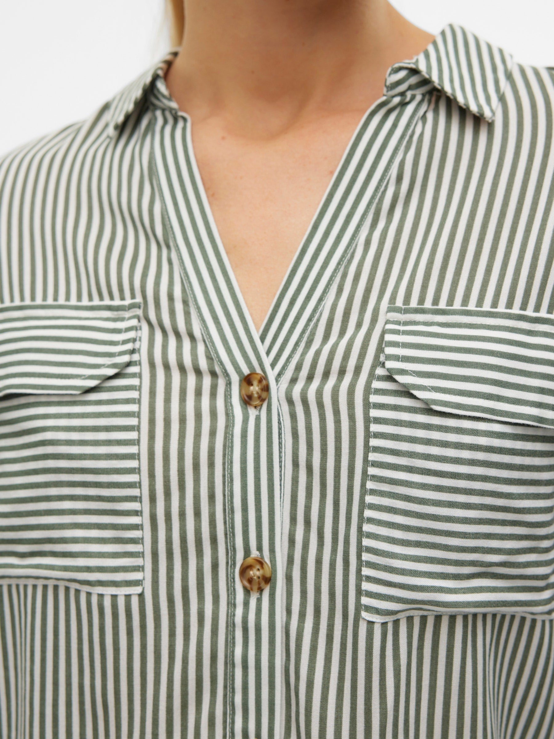 VERO MODA VMBUMPY shirt new in laurel wreath - Image 6