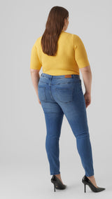 VERO MODA VMCFANYA slim jeans cur in medium blue denim - Image 2