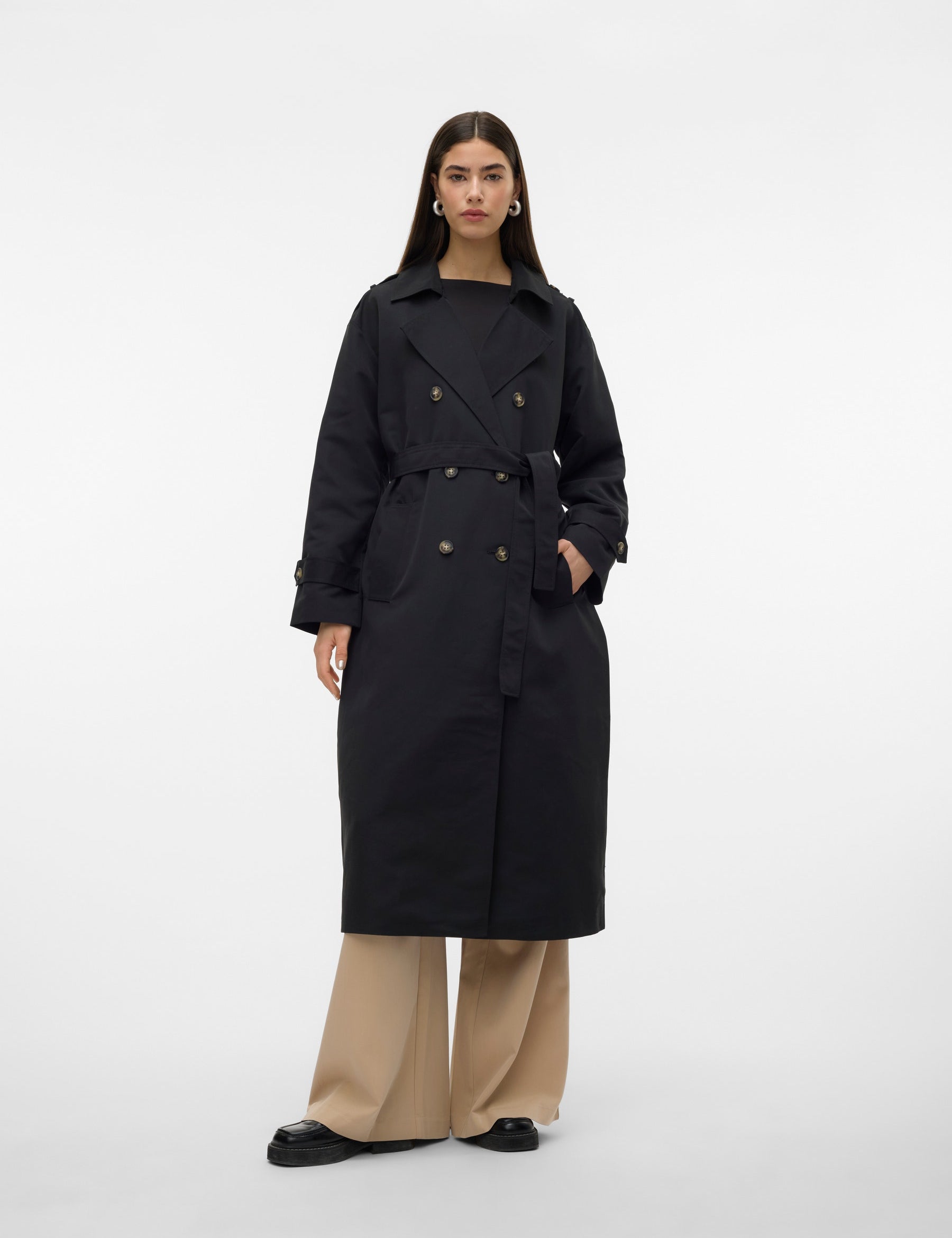 VERO MODA VMCHLOE long trenchcoat in black - Image 1