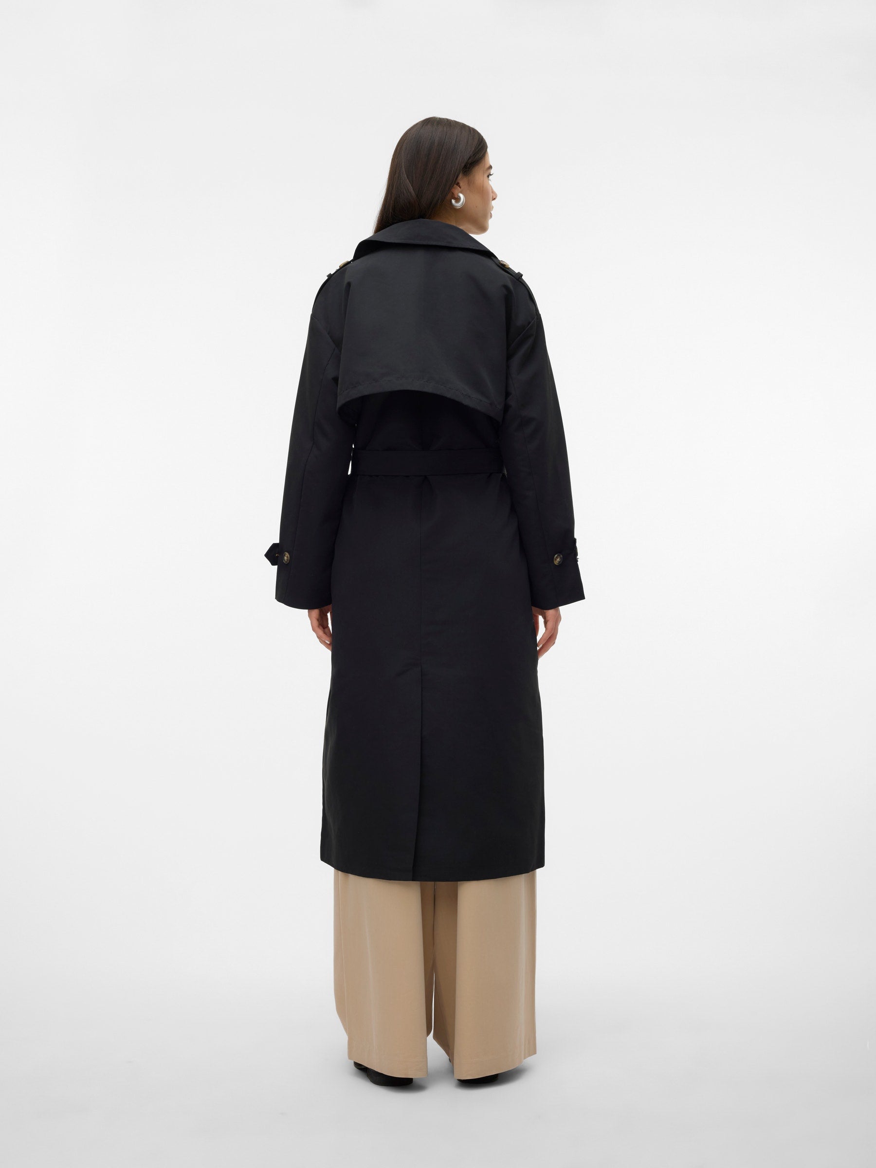 VERO MODA VMCHLOE long trenchcoat in black - Image 2