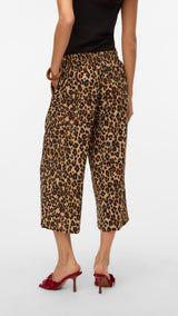 VERO MODA VMCOCO culotte pant in black - Image 2