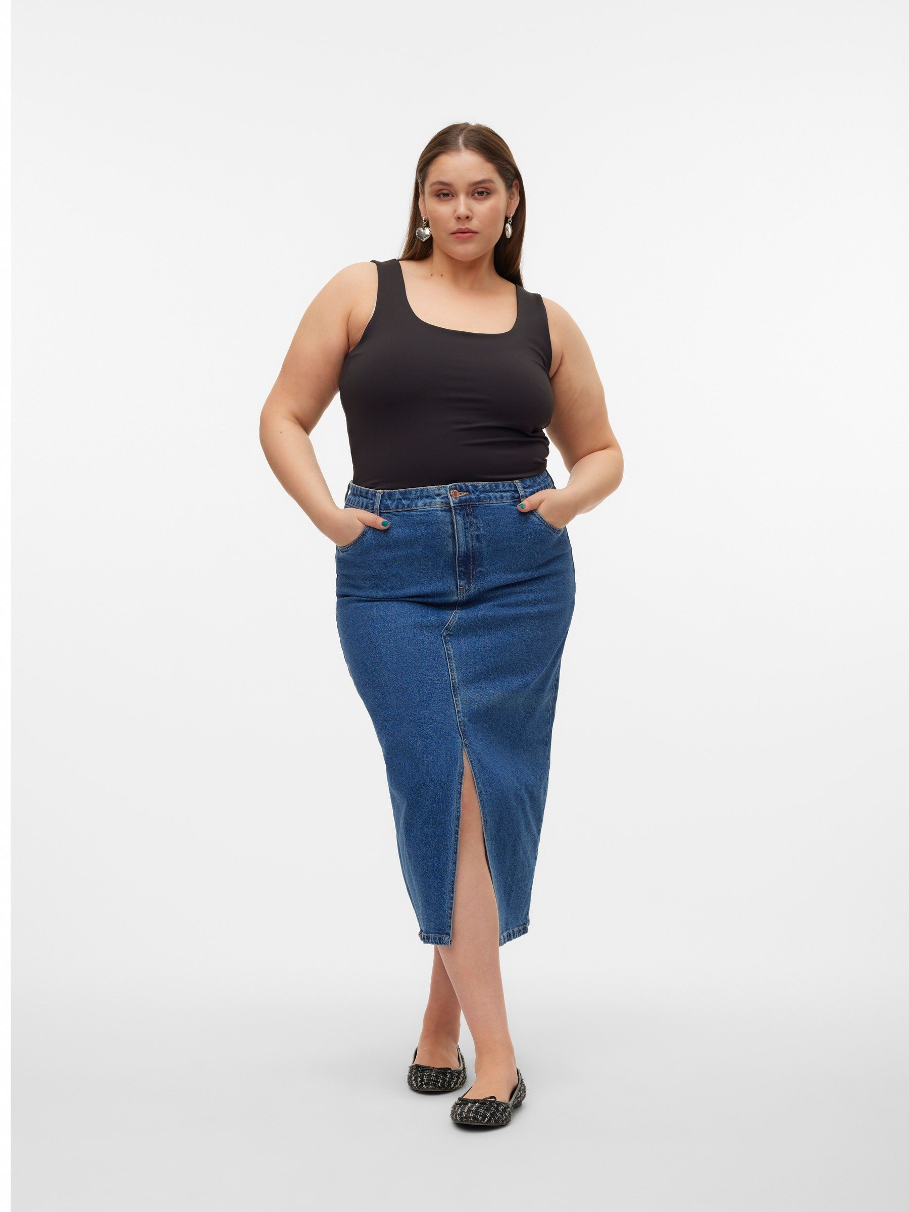 VERO MODA VMCVERI calf denim skirt mix cur in medium blue denim - Image 5