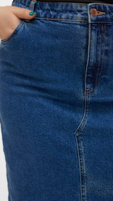 VERO MODA VMCVERI calf denim skirt mix cur in medium blue denim - Image 7