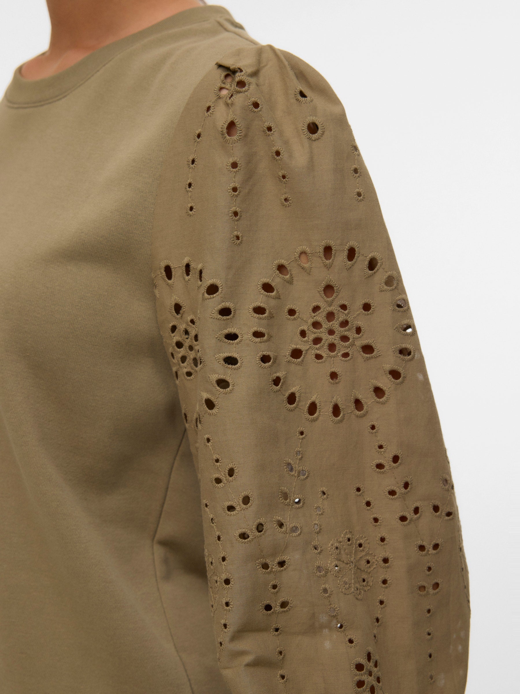 VERO MODA VMDAMINE sweat box in syrah - Image 5