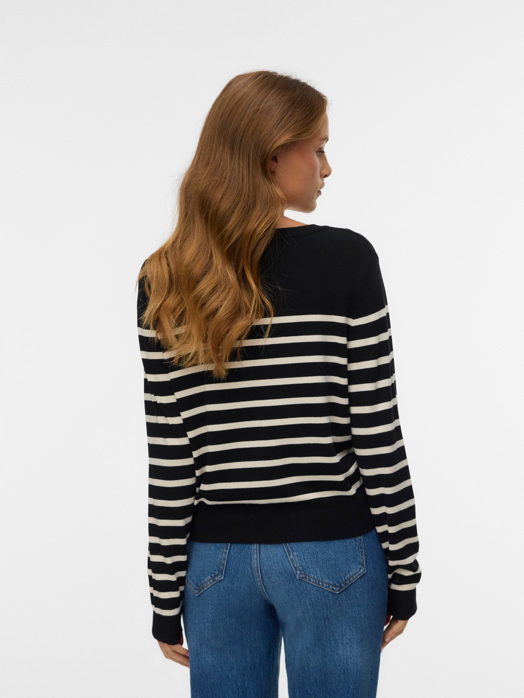 VERO MODA VMDORY v-neck cardigan boo in black w. birch + ribbon red detail - Image 2